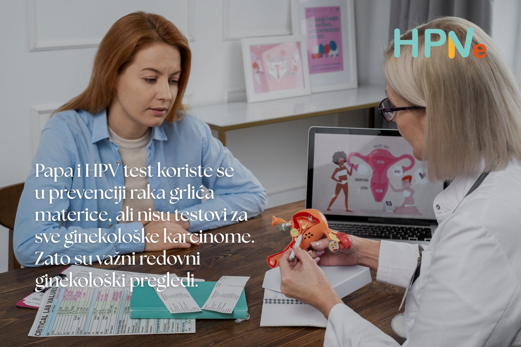 Pacijentkinja razgovara sa doktorkom o prevenciji ginekoloških karcinoma